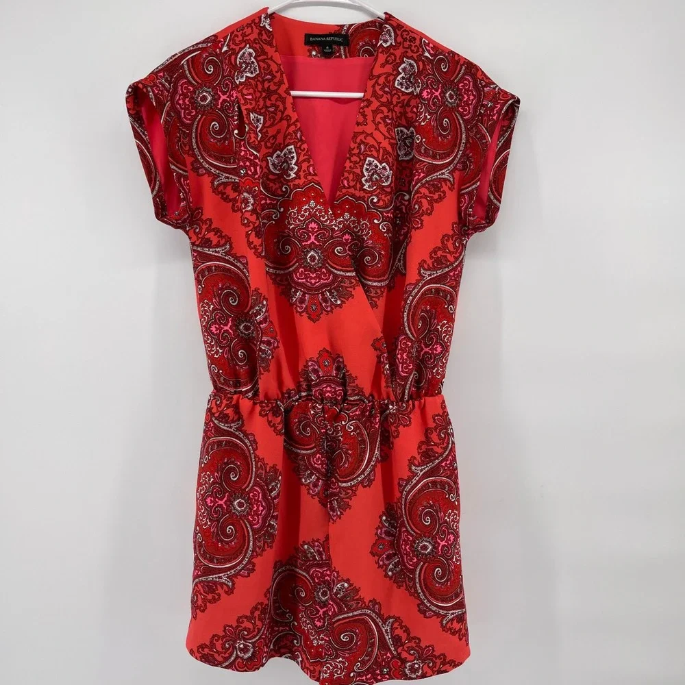 Banana Republic Paisley Print Dress V-Neck Short Sleeve Size‎ 4